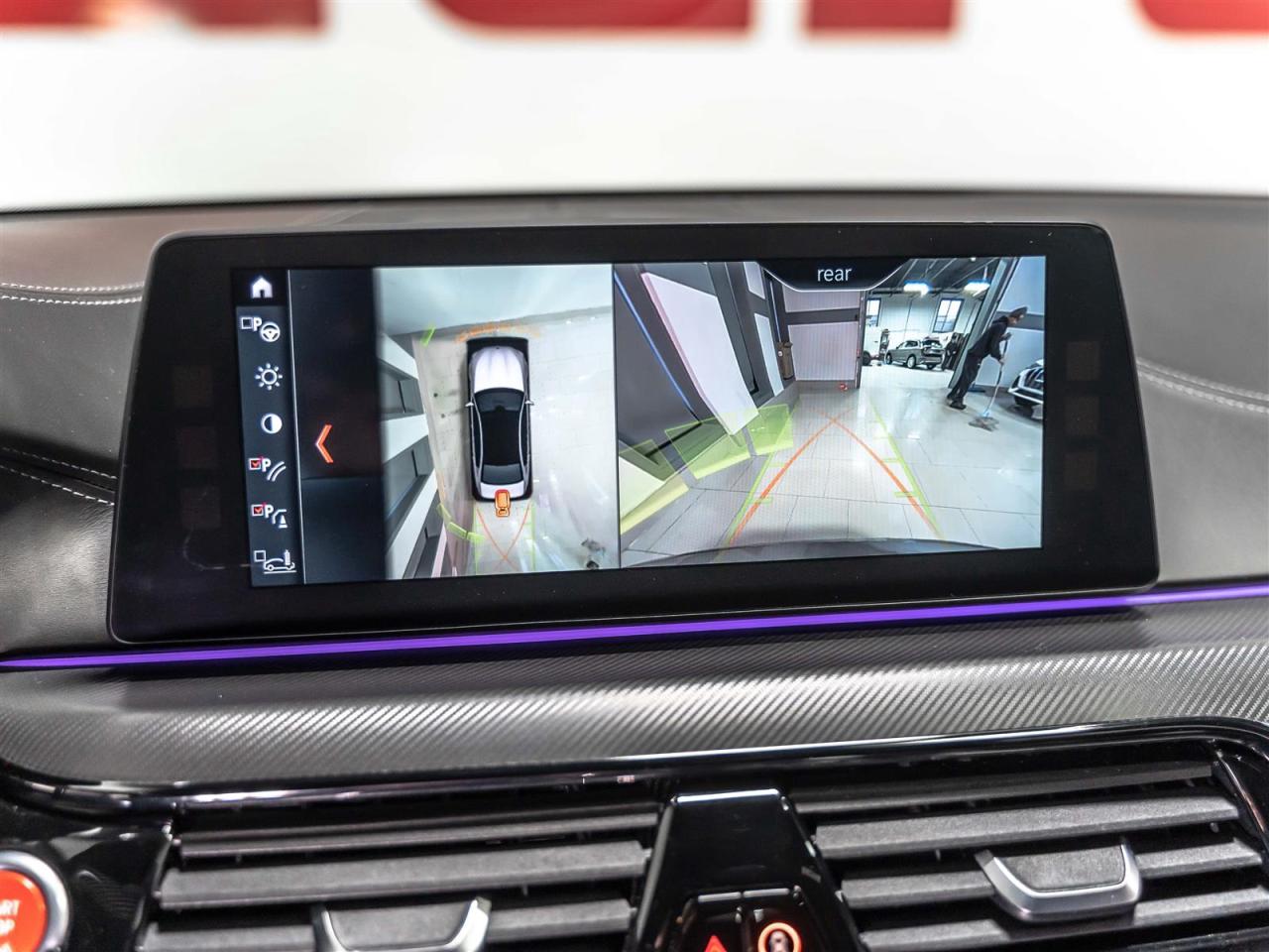 2018 BMW M5 CARBON EXTERIOR|B&W SOUND|MASSAGE|M CARBON STEERING WHEEL Photo