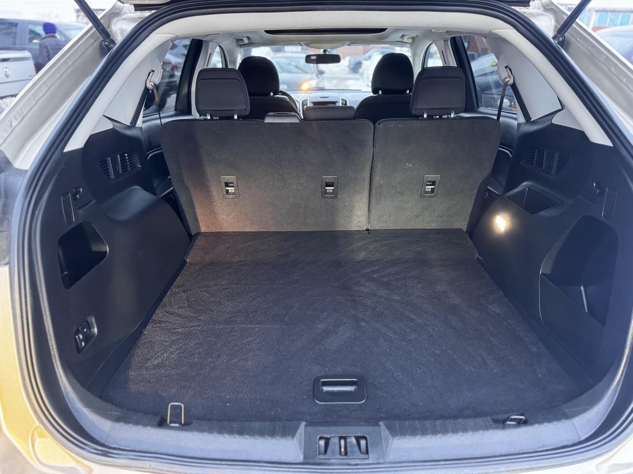 2018 Ford Edge SEL Photo