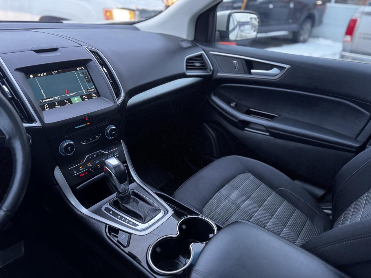 2018 Ford Edge SEL Photo