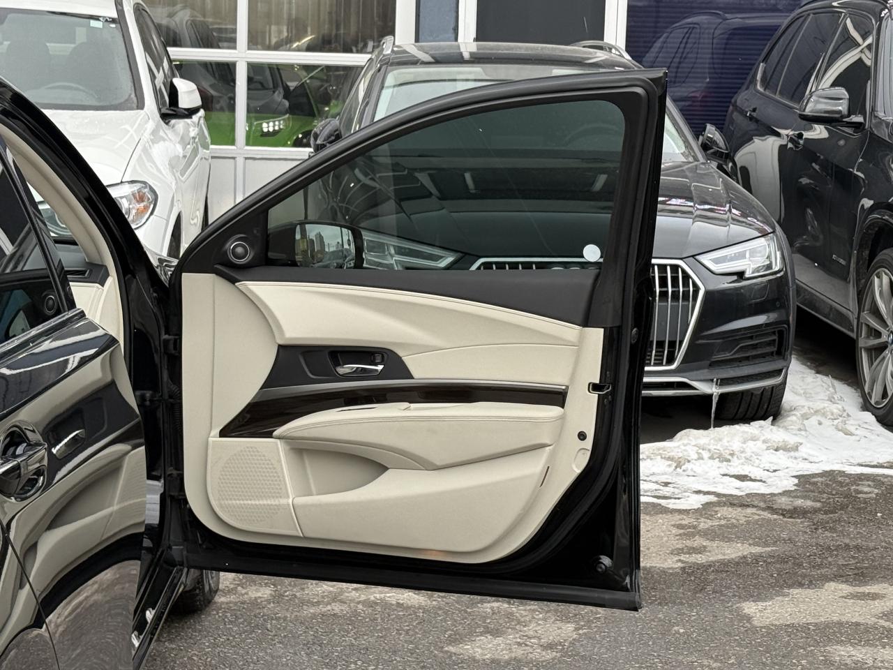 2014 Acura RLX TECH PKG | SUNROOF | BACK UP CAMERA | NAVI Photo