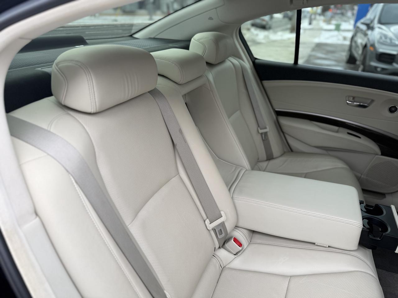 2014 Acura RLX TECH PKG | SUNROOF | BACK UP CAMERA | NAVI Photo