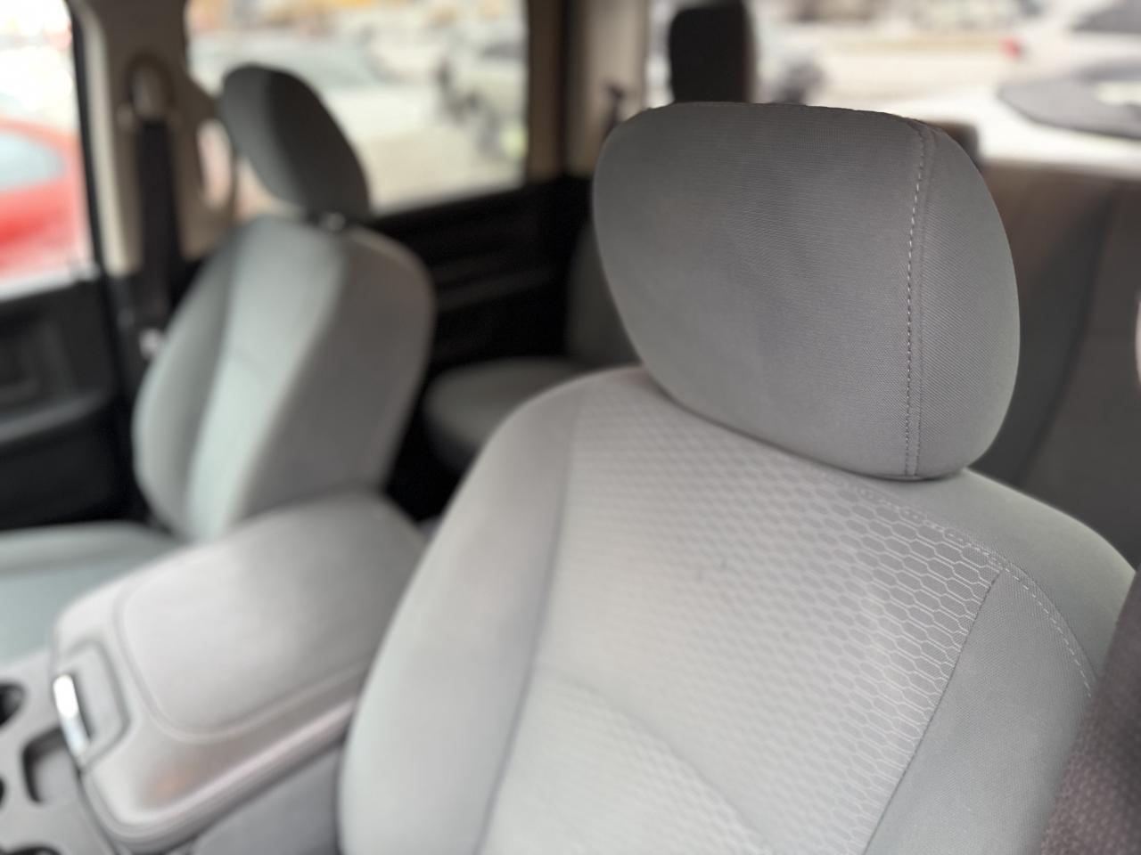 2019 RAM 1500 Classic TRADESMAN 5.7 V8 | BACK UP CAMERA | FINANCE Photo