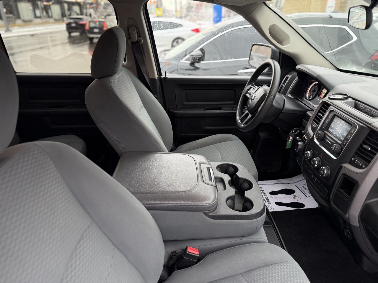 2019 RAM 1500 Classic TRADESMAN 5.7 V8 | BACK UP CAMERA | FINANCE Photo