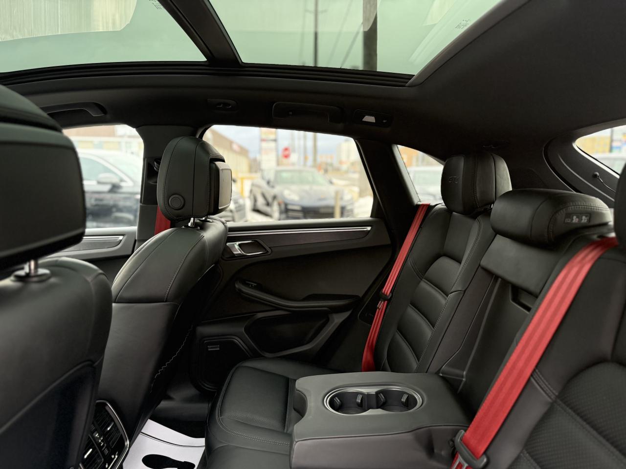 2017 Porsche Macan GTS | BOSE | PANO | LOADED Photo
