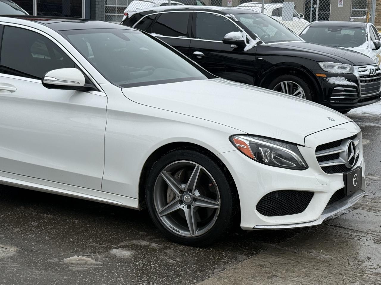 2015 Mercedes-Benz C-Class 300 //AMG PKG | PANO | NAVI | LOADED Photo