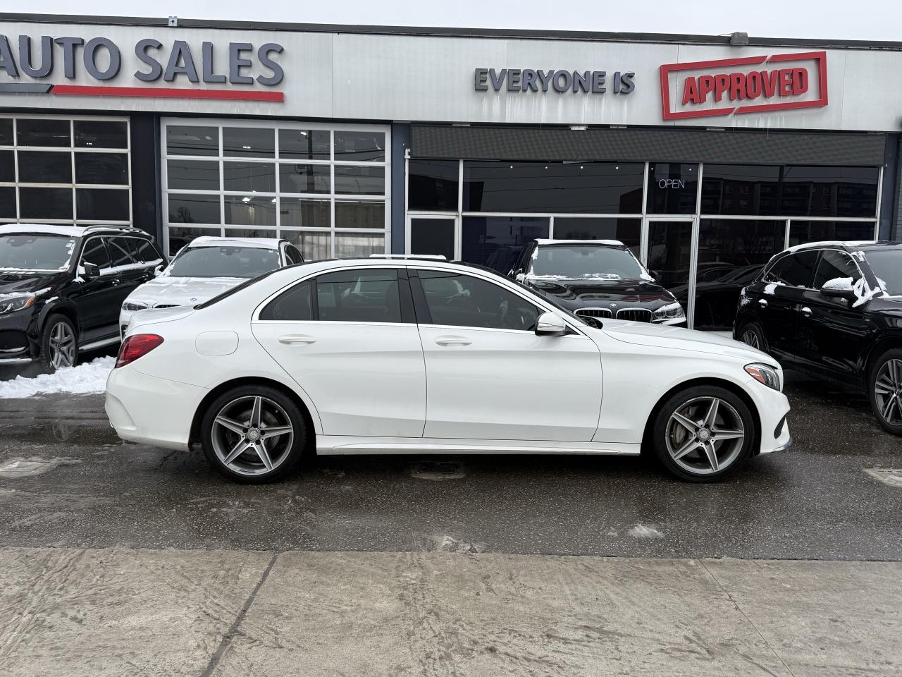 2015 Mercedes-Benz C-Class 300 //AMG PKG | PANO | NAVI | LOADED Photo