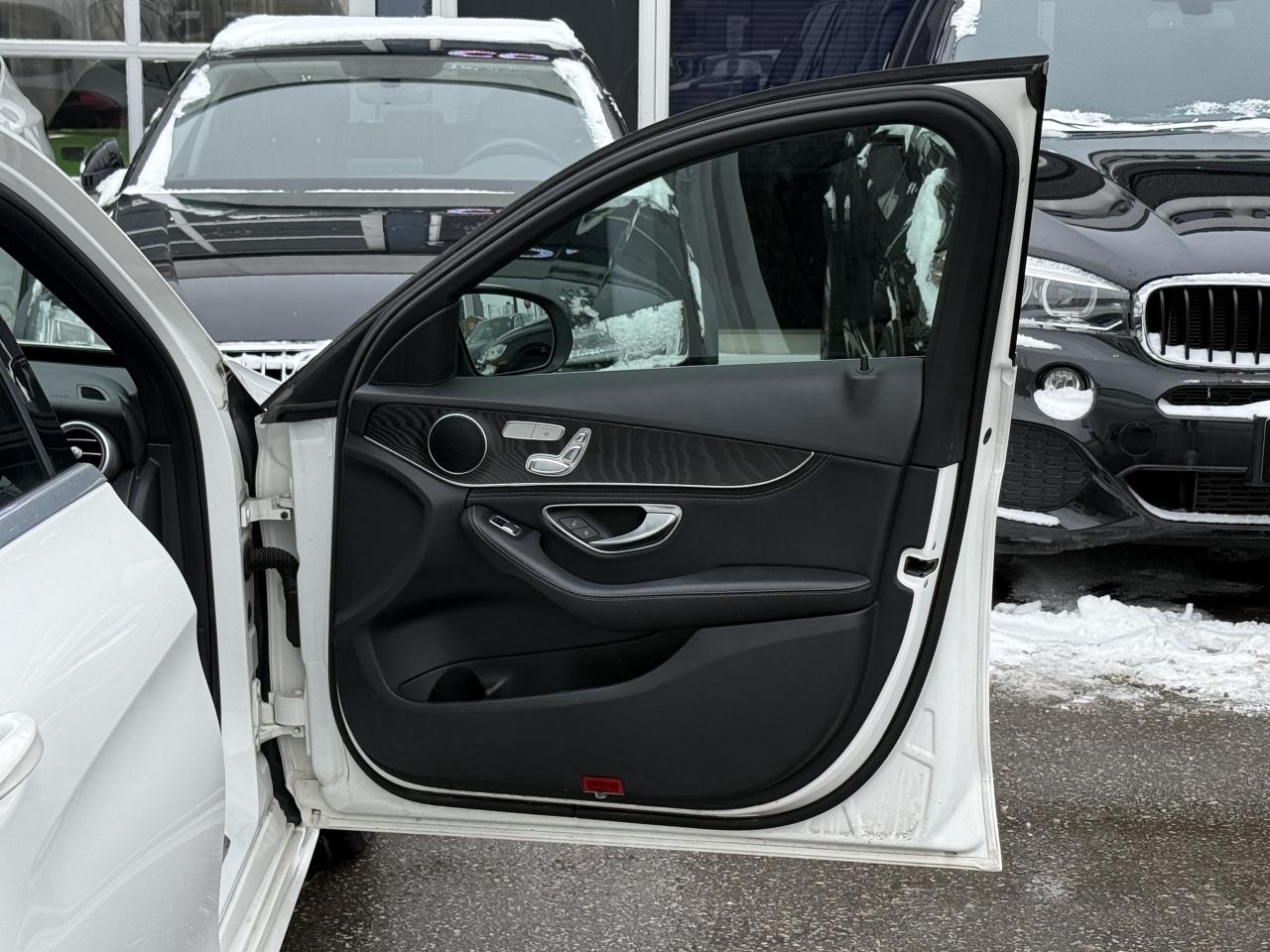 2015 Mercedes-Benz C-Class 300 //AMG PKG | PANO | NAVI | LOADED Photo