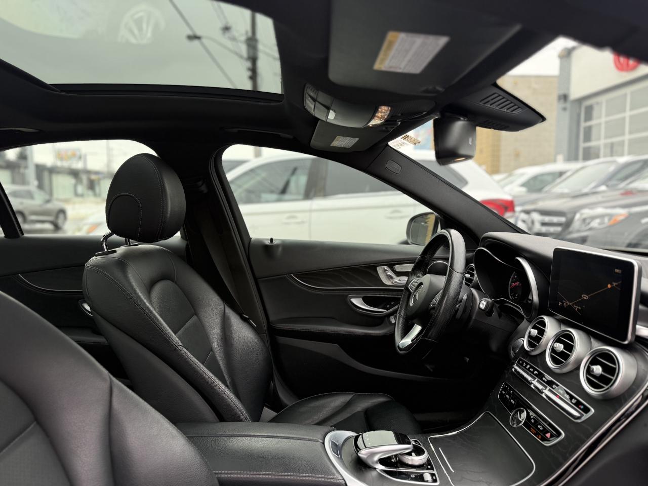 2015 Mercedes-Benz C-Class 300 //AMG PKG | PANO | NAVI | LOADED Photo