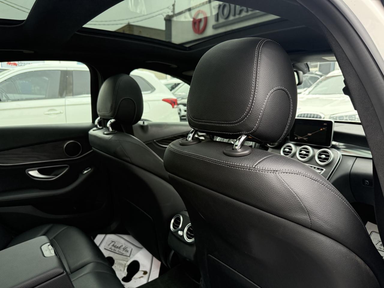 2015 Mercedes-Benz C-Class 300 //AMG PKG | PANO | NAVI | LOADED Photo