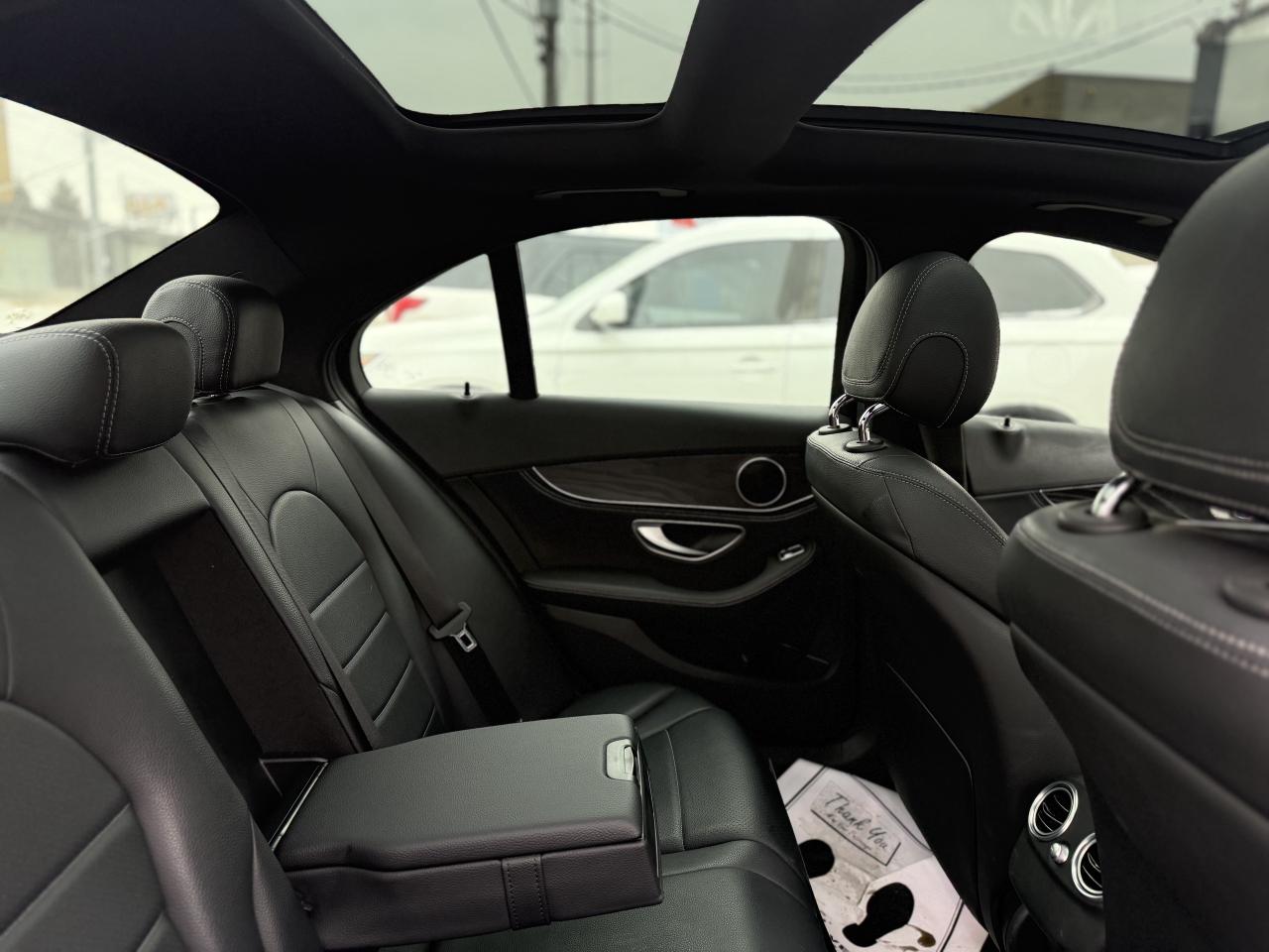 2015 Mercedes-Benz C-Class 300 //AMG PKG | PANO | NAVI | LOADED Photo