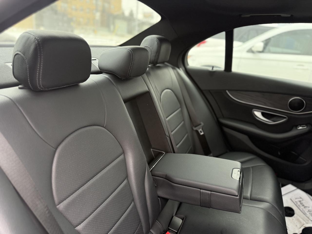 2015 Mercedes-Benz C-Class 300 //AMG PKG | PANO | NAVI | LOADED Photo