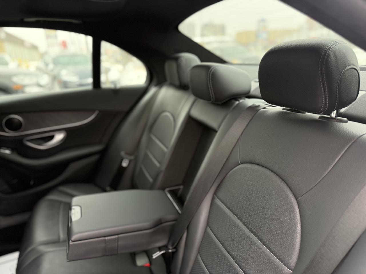 2015 Mercedes-Benz C-Class 300 //AMG PKG | PANO | NAVI | LOADED Photo