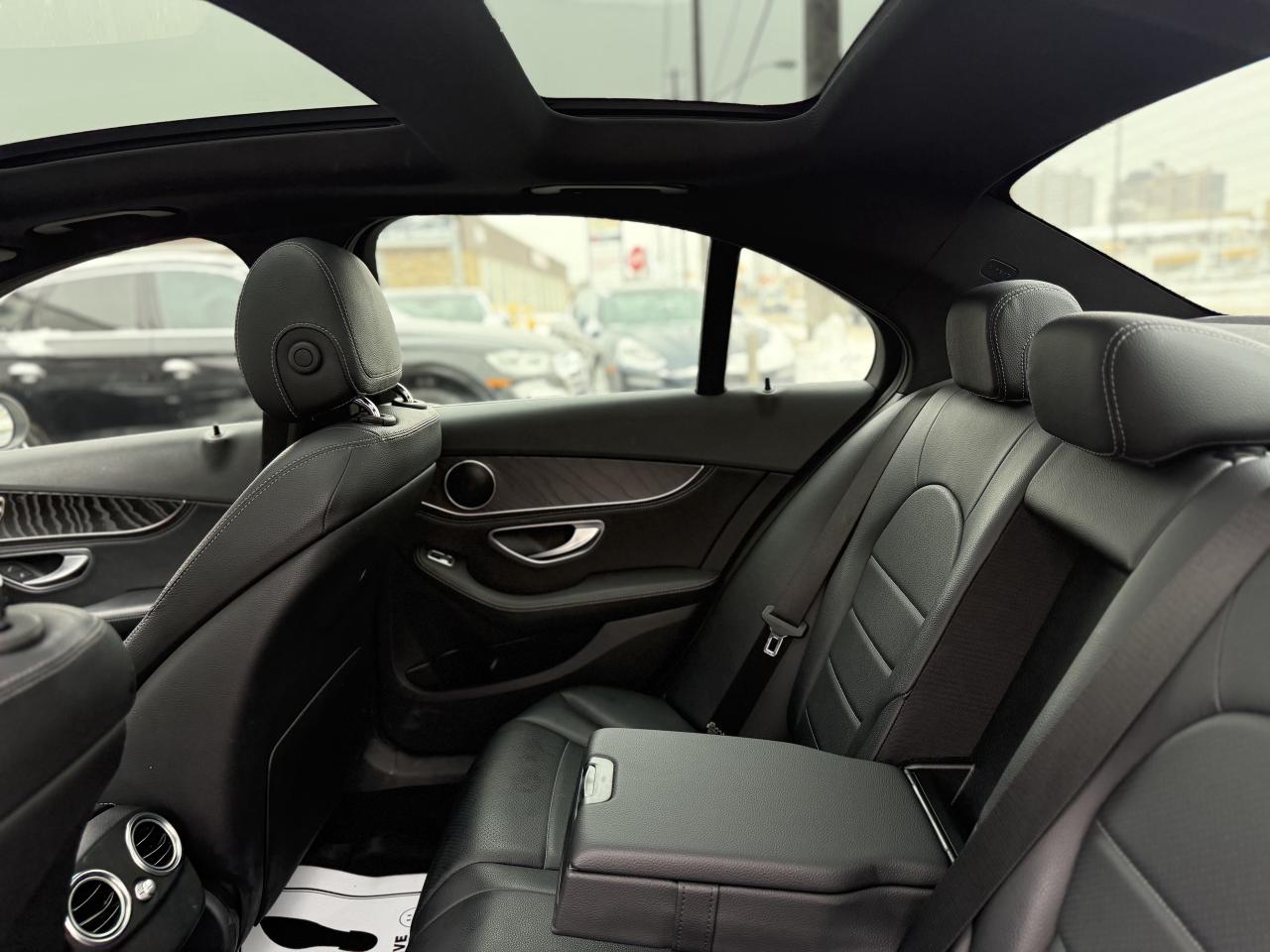 2015 Mercedes-Benz C-Class 300 //AMG PKG | PANO | NAVI | LOADED Photo