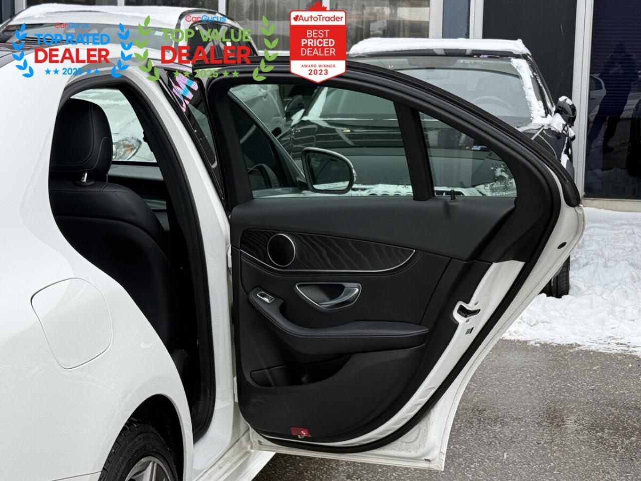 2015 Mercedes-Benz C-Class 300 //AMG PKG | PANO | NAVI | LOADED Photo