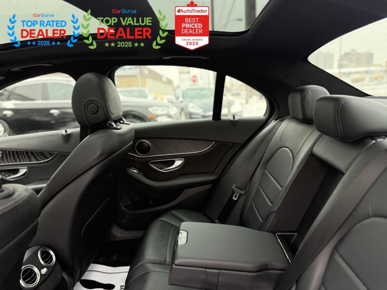 2015 Mercedes-Benz C-Class 300 //AMG PKG | PANO | NAVI | LOADED Photo