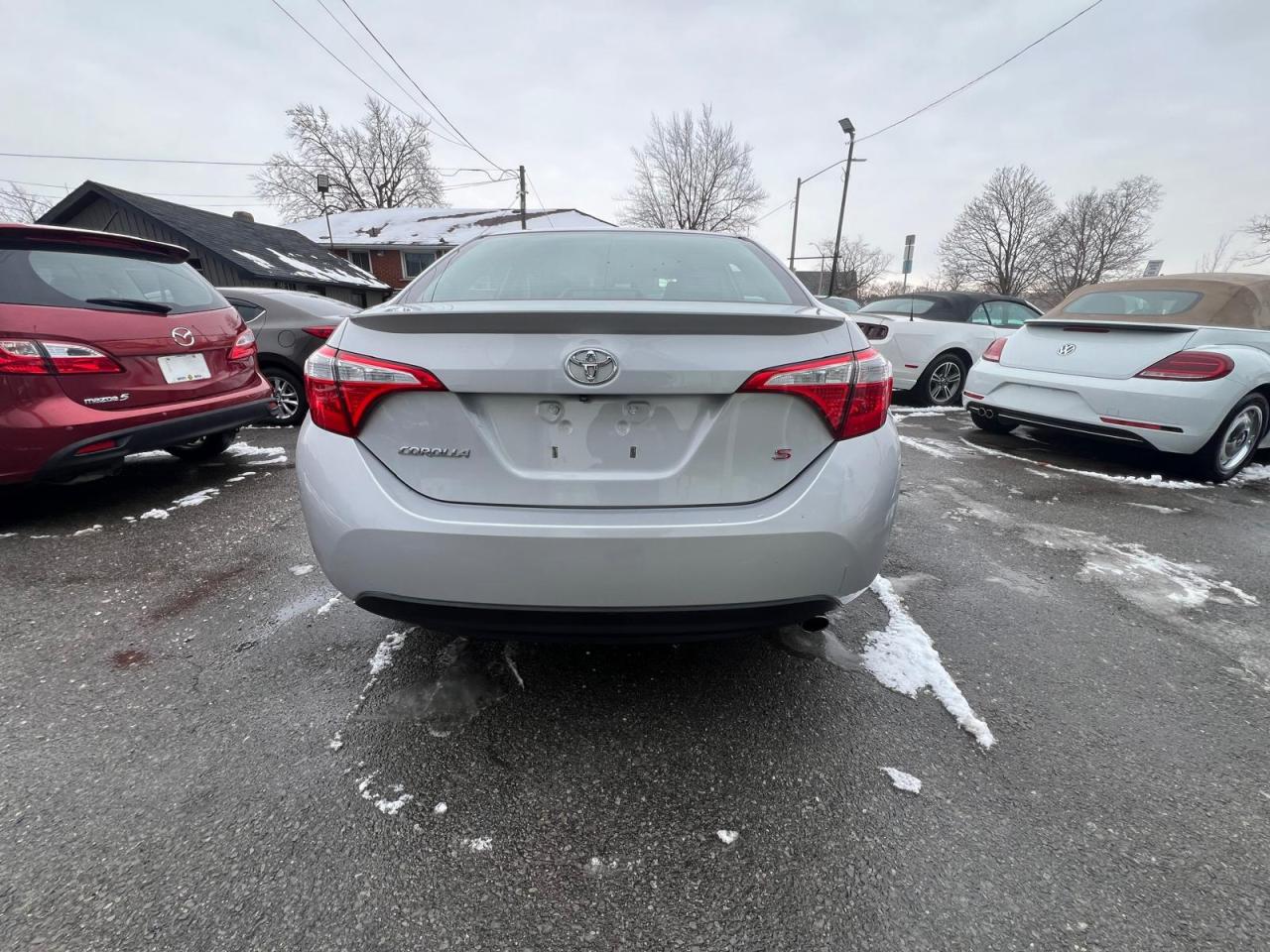 2016 Toyota Corolla S Photo4