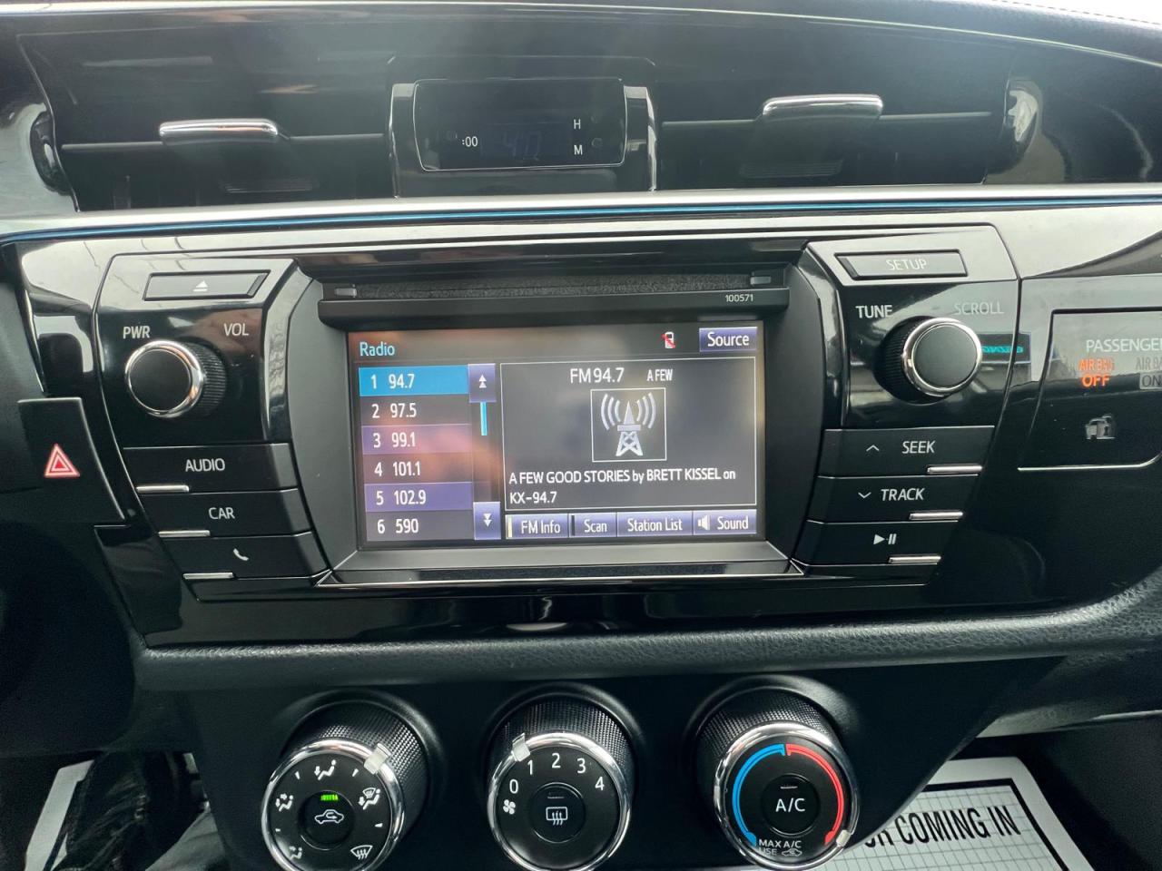 2016 Toyota Corolla S Photo