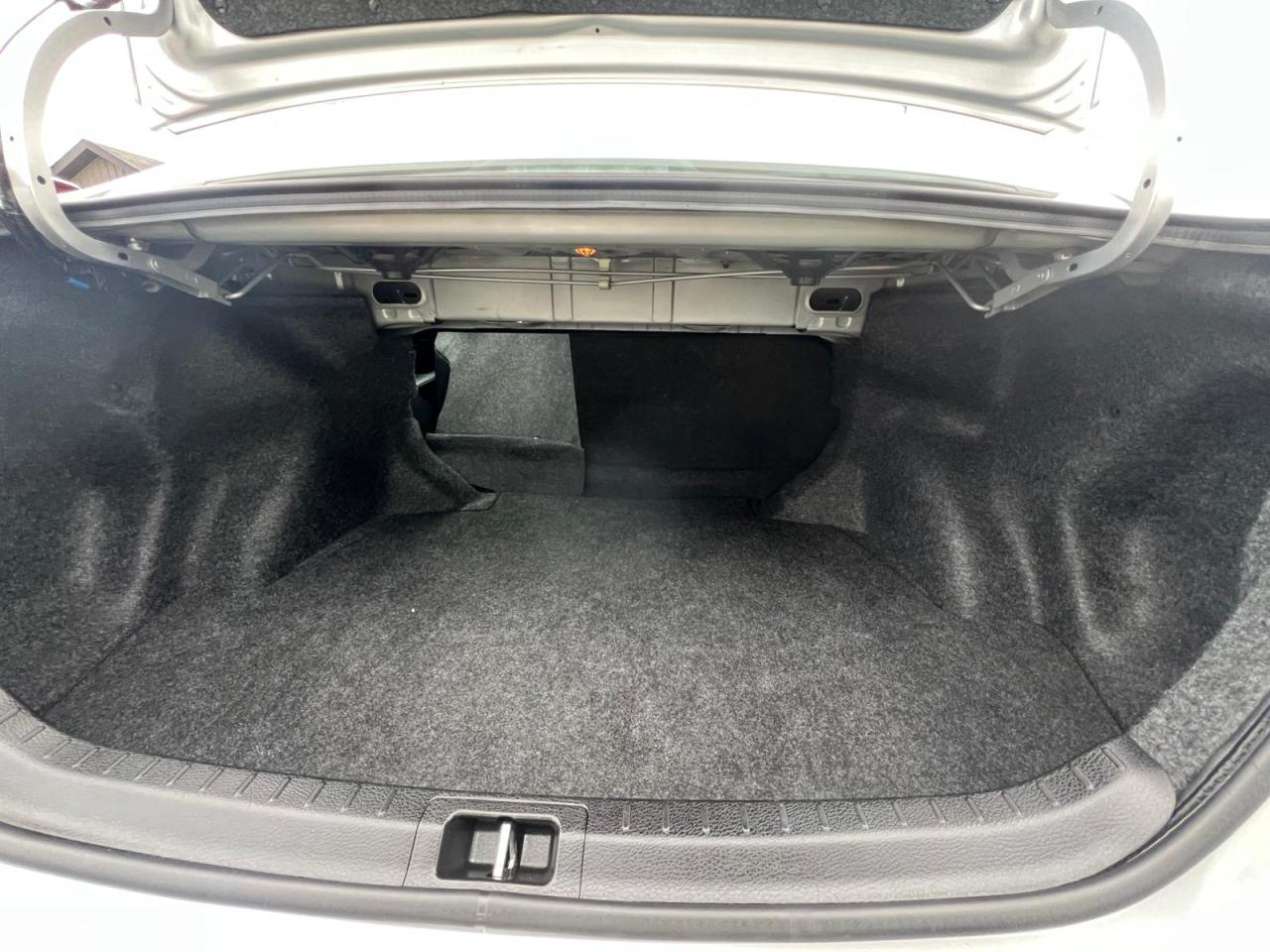 2016 Toyota Corolla S Photo