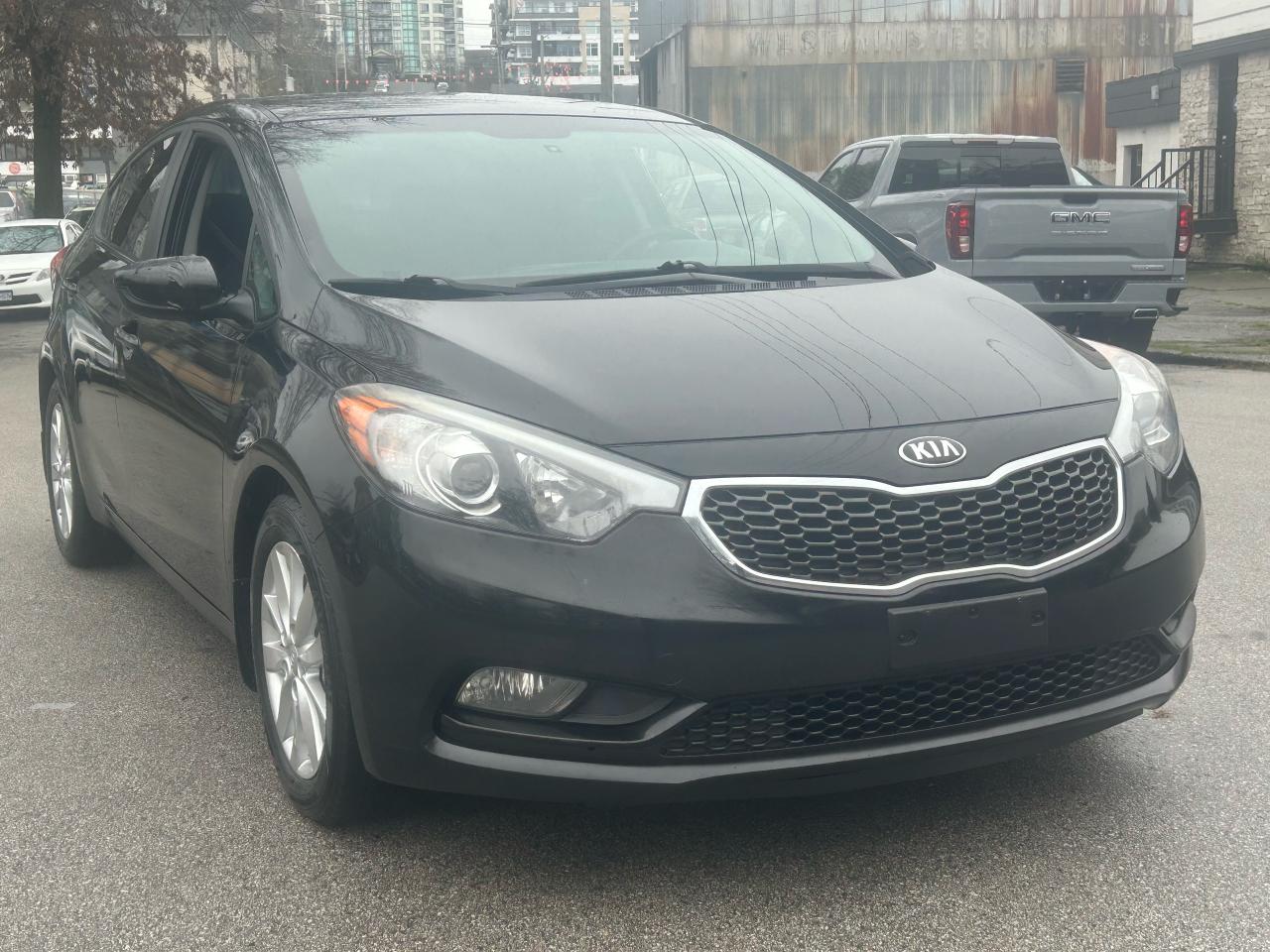 2016 Kia Forte LX - Photo #4
