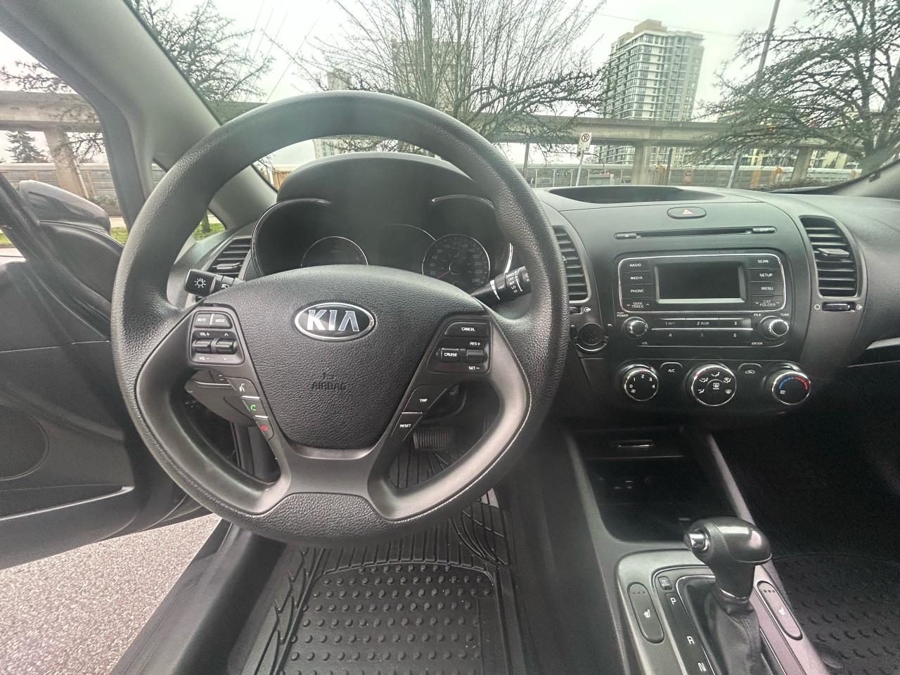 2016 Kia Forte LX - Photo #11