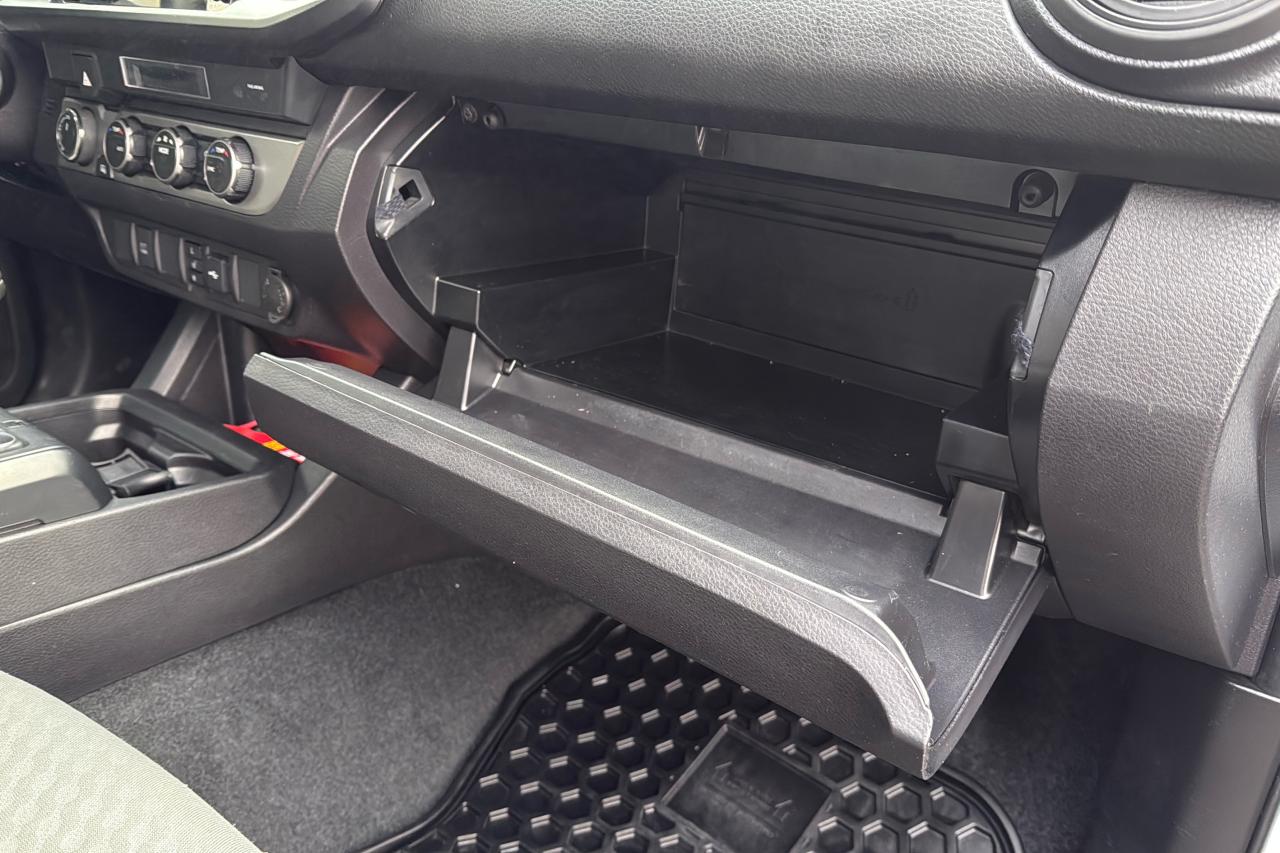 2021 Toyota Tacoma 4X4 Access CAB 6A SR Photo