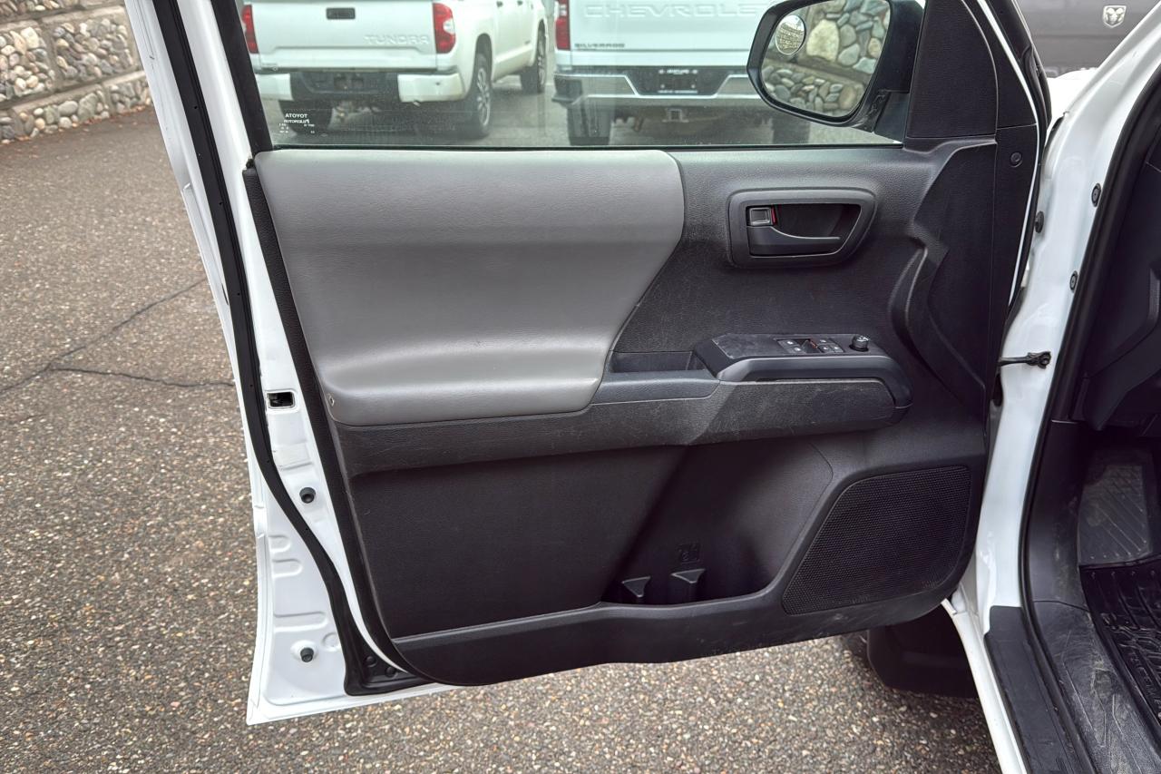 2021 Toyota Tacoma 4X4 Access CAB 6A SR Photo