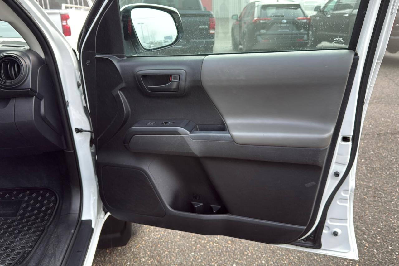 2021 Toyota Tacoma 4X4 Access CAB 6A SR Photo