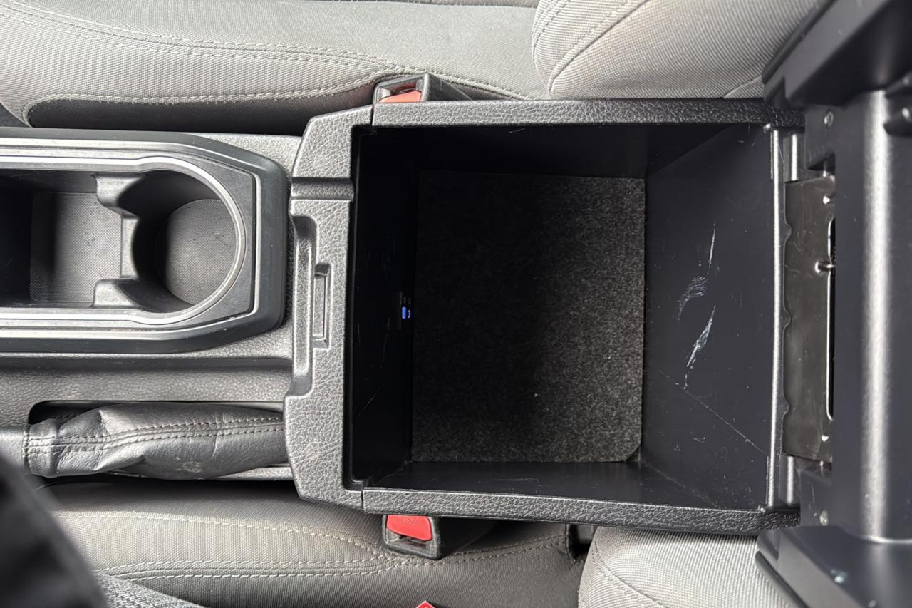 2021 Toyota Tacoma 4X4 Access CAB 6A SR Photo