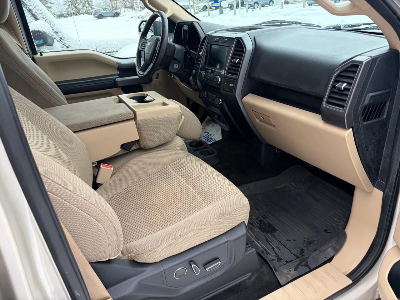 2017 Ford F-150 XLT Photo