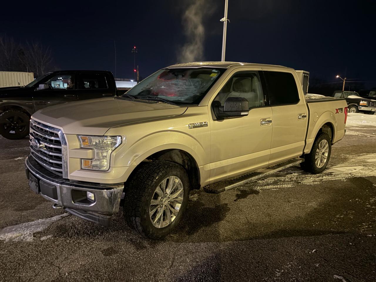 2017 Ford F-150 XLT - Photo #1