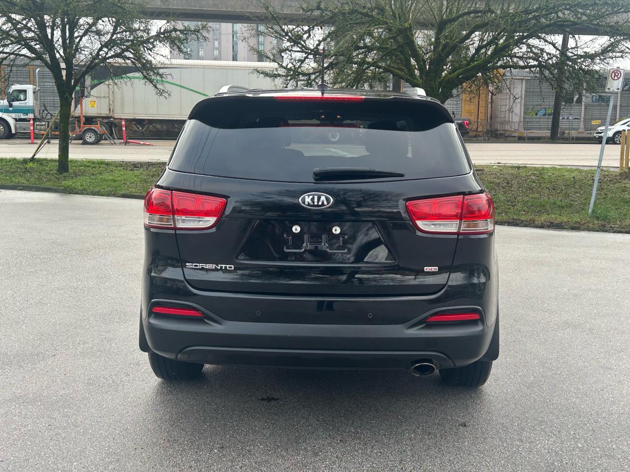 2017 Kia Sorento AWD 4DR LX - Photo #7