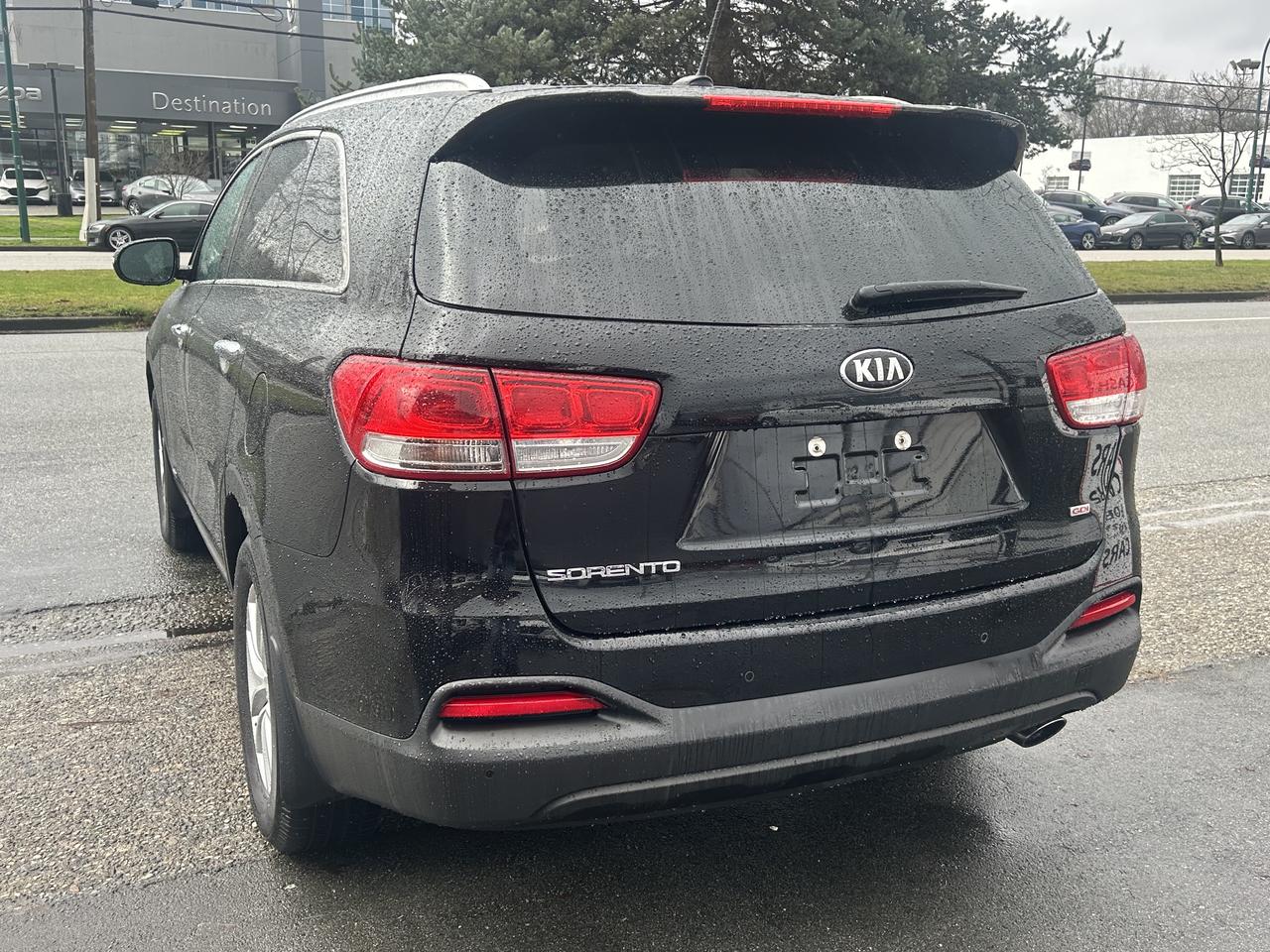 2017 Kia Sorento AWD 4DR LX - Photo #3