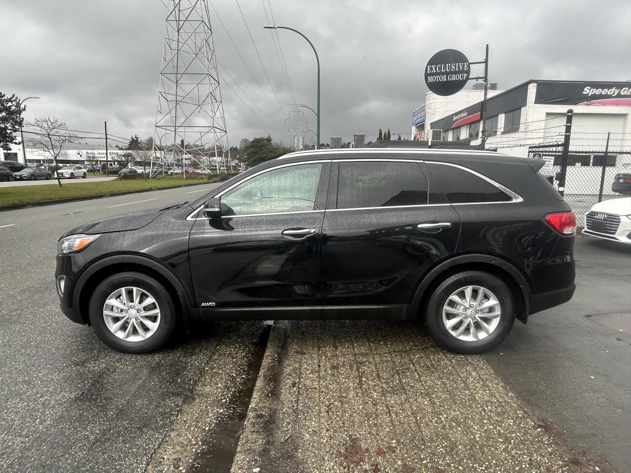 2017 Kia Sorento AWD 4DR LX - Photo #2