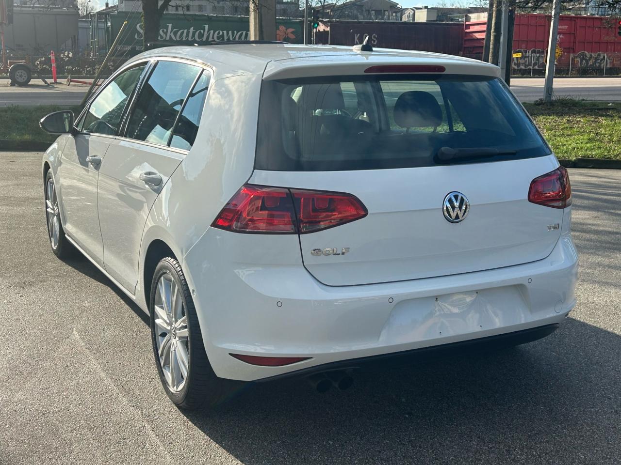 <p>&nbsp;</p><p>Please check out our website <a href=https://milani.biz/>https://milani.biz/</a> for Carfax information. Super clean Local, One Owner,No Accidents &nbsp;comes with two sets of rims and winter tires</p><p>Looking for a stylish and reliable ride thats perfect for navigating Canadian roads? Check out this pristine 2016 Volkswagen Golf Highline, available now at Milani Auto Sales! This sleek white sedan offers a winning combination of practicality and sophistication, making it an ideal choice for daily commutes, weekend getaways, and everything in between. With just 115,108km on the odometer, this Golf has plenty of life left to offer its next lucky owner.</p><p>This Volkswagen Golf Highline is packed with features designed to enhance your driving experience. The automatic transmission makes for effortless cruising, while the front-wheel drive provides confident handling in various weather conditions.</p><p>Here are five features that make this Golf Highline a standout:</p><ul><li><strong>Premium Interior:</strong> Step inside and experience the comfort of a well-appointed cabin, with premium materials and thoughtful design.</li><li><strong>Infotainment System:</strong> Stay connected and entertained with an intuitive infotainment system.</li><li><strong>Fuel Efficiency:</strong> Enjoy excellent fuel economy, saving you money at the pump.</li><li><strong>Stylish Design:</strong> Turn heads with the Golfs timeless and sporty design, a true head-turner.</li><li><strong>Safety Features:</strong> Drive with peace of mind knowing youre protected by advanced safety features.</li></ul><p>Visit Milani Auto Sales today to see this exceptional 2016 Volkswagen Golf Highline in person and take it for a test drive!</p><p><strong><em>Powered by AutoIntelligence&trade;</em></strong> Vehicle information has been generated using artificial intelligence and is provided for informational purposes only. While efforts are made to ensure accuracy, please confirm all details directly with the dealer.</p>