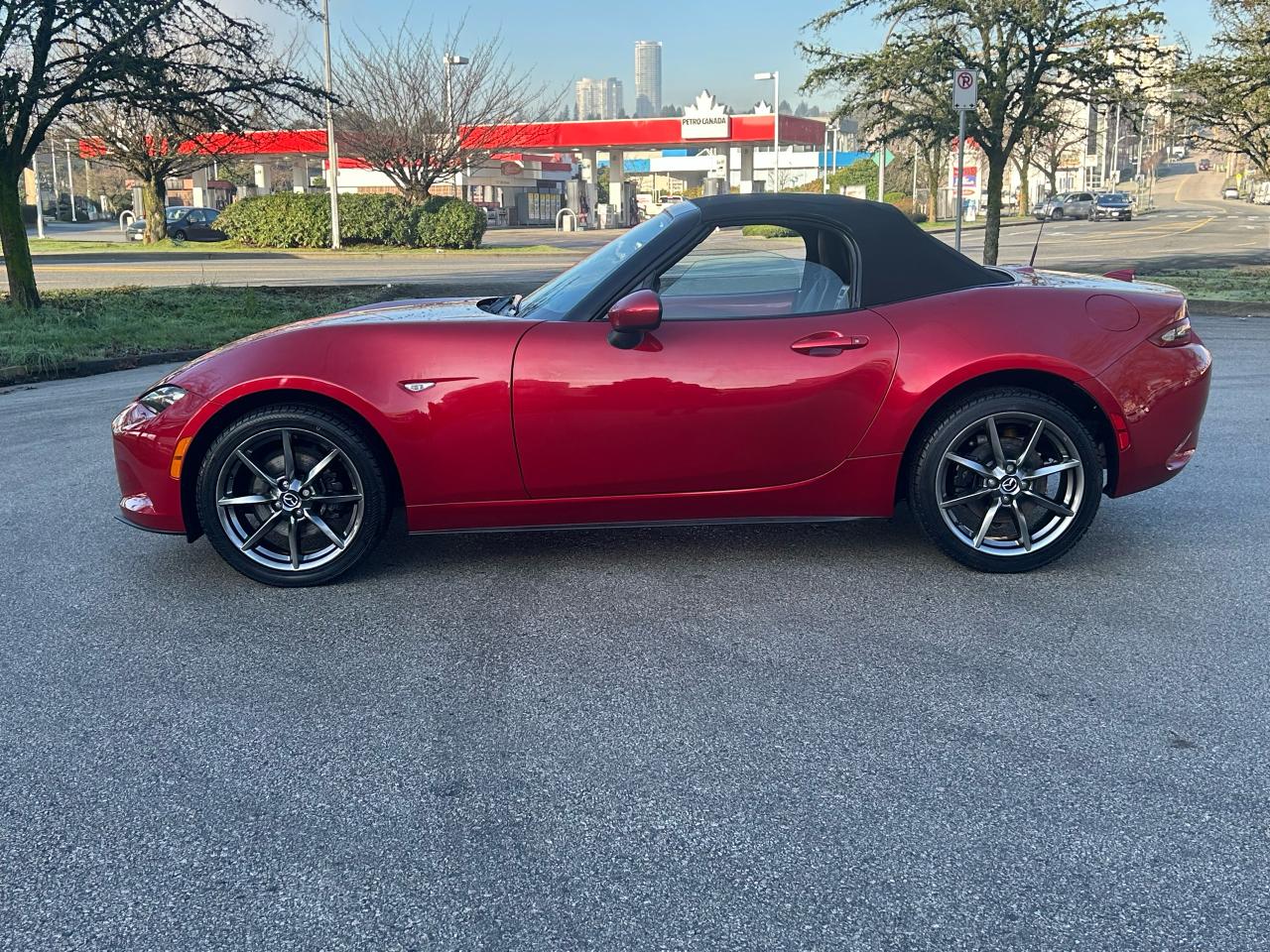 2016 Mazda Miata MX-5 GT - Photo #9
