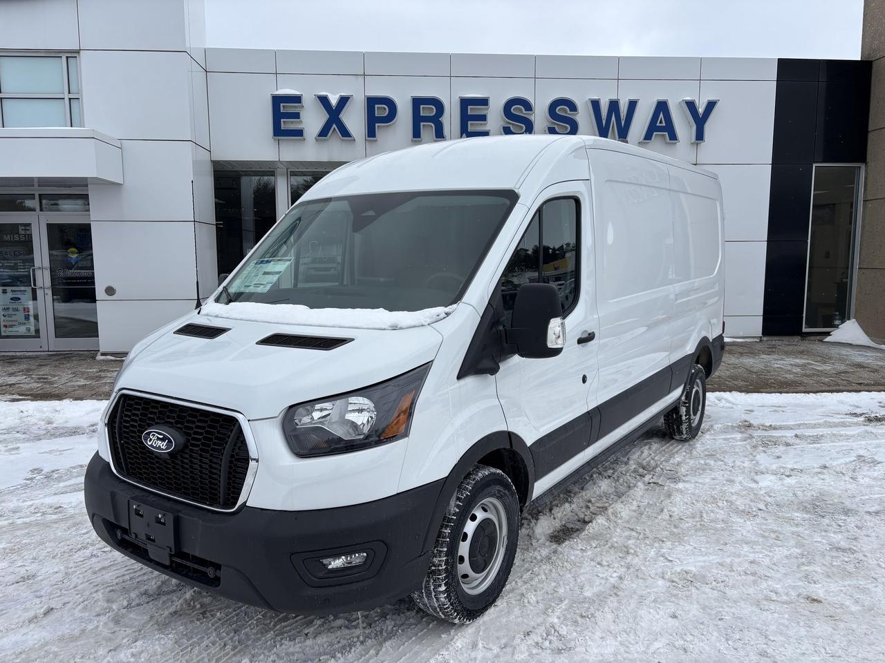 2026 Ford Transit MEDIUM ROOF, RWD, 360 CAMERA, NAVIGATION