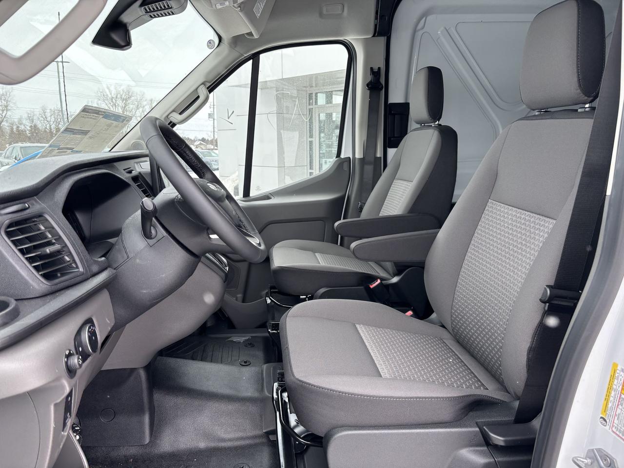 2026 Ford Transit MEDIUM ROOF, RWD, 360 CAMERA, NAVIGATION Photo