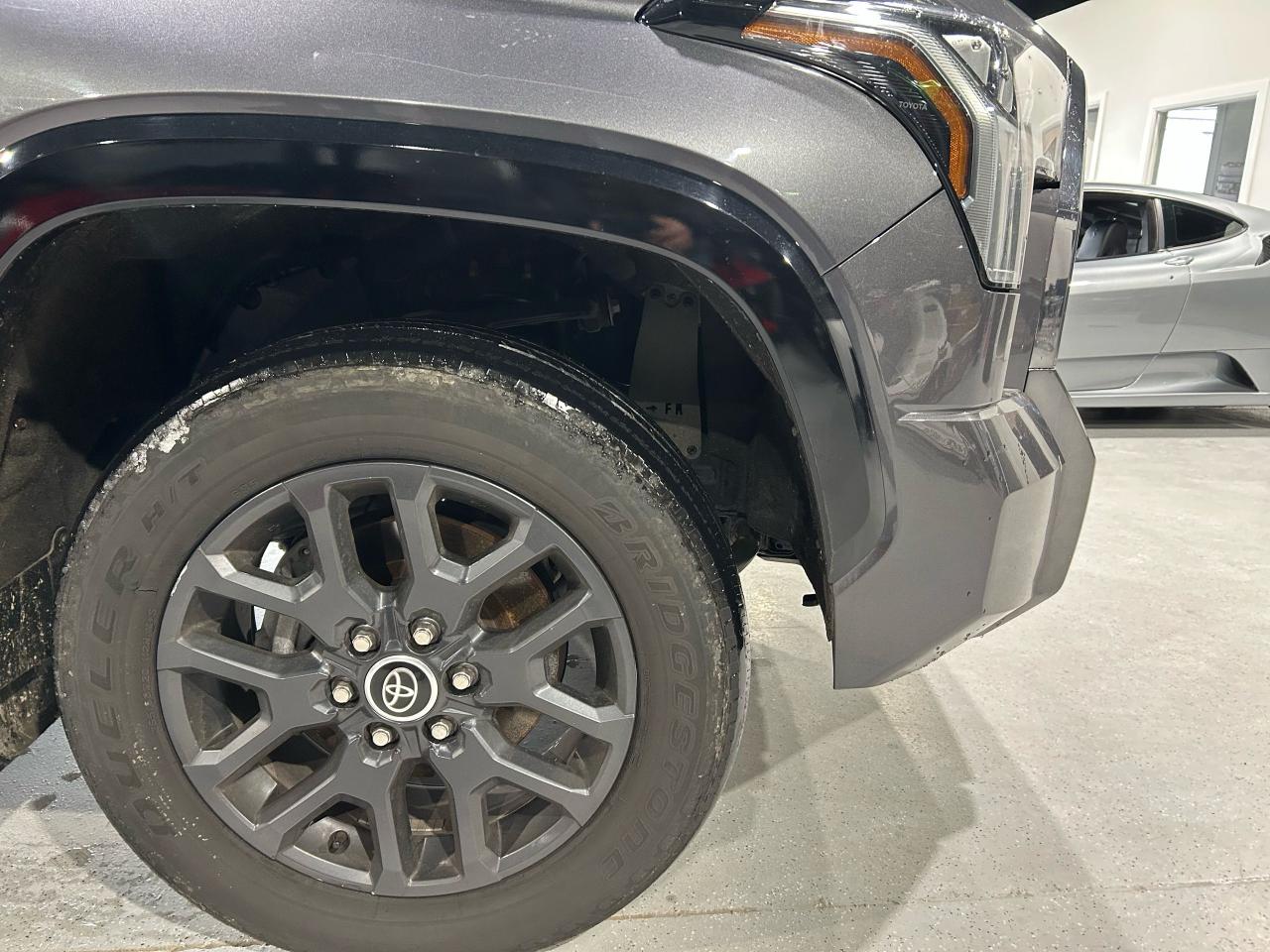 2022 Toyota Tundra Platinum Photo