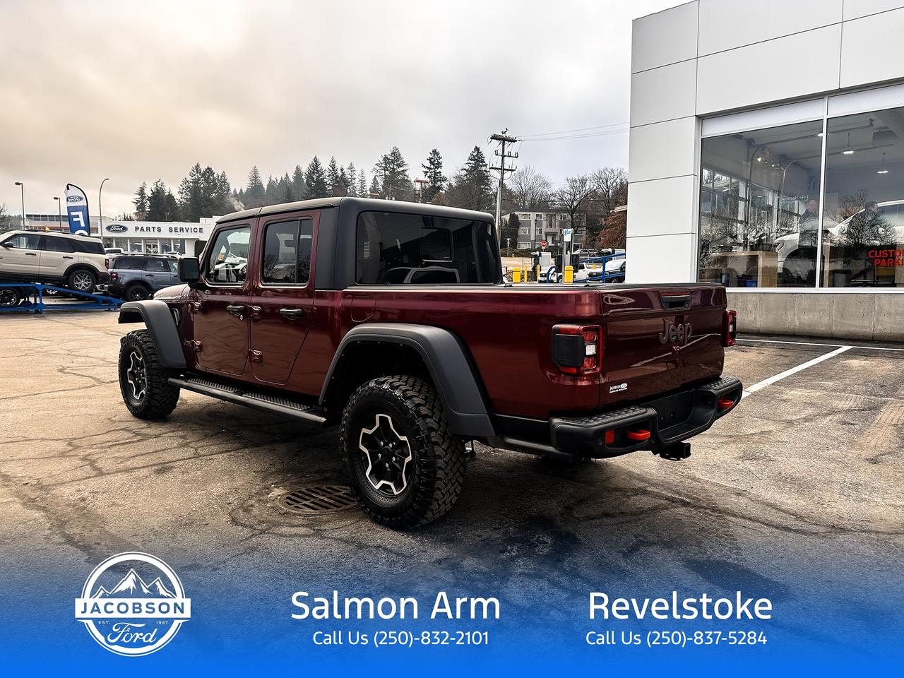 2021 Jeep Gladiator Rubicon Photo2