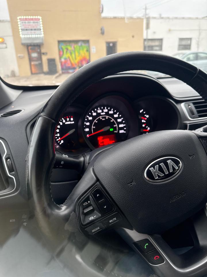 2016 Kia Rio 4DR SDN AUTO EX Photo