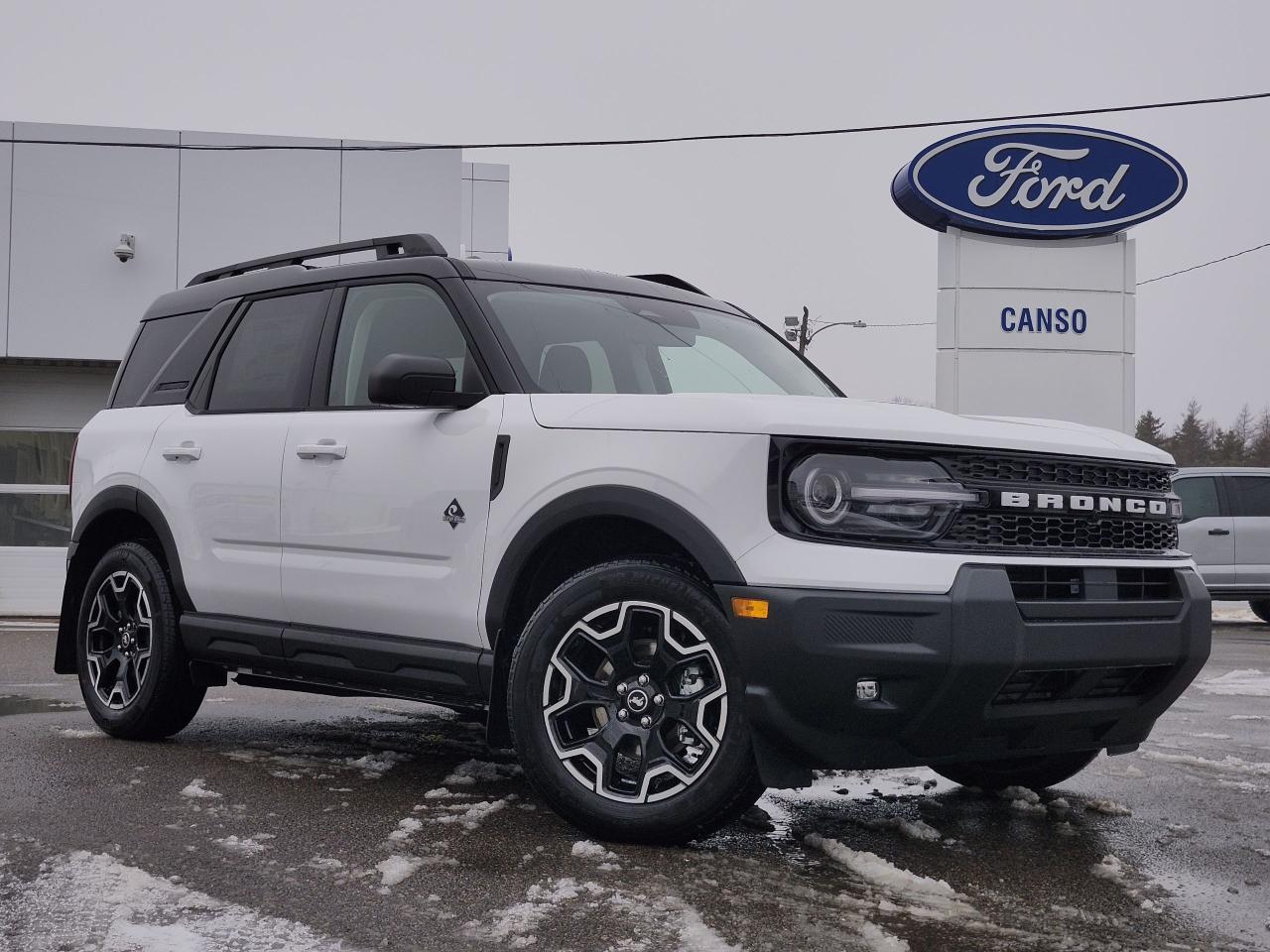 2025 Ford Bronco Sport Outer Banks 4x4 Photo0