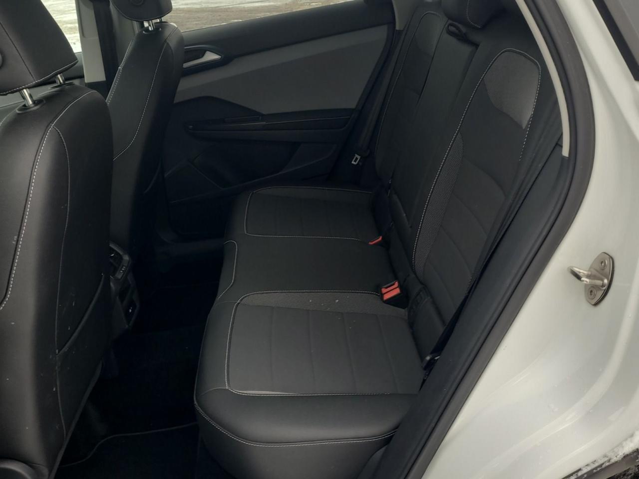 2024 Volkswagen Taos Comfortline Photo