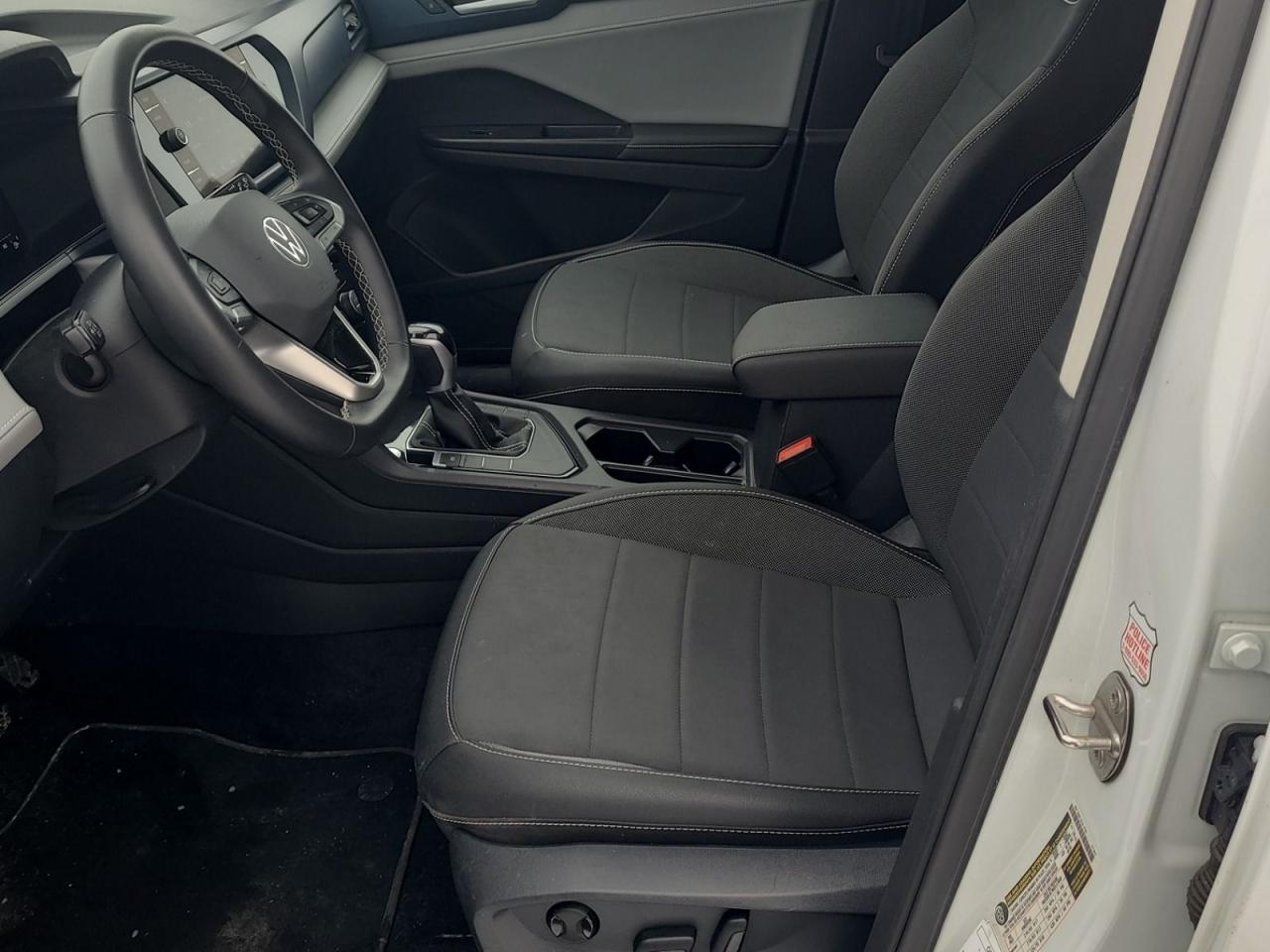 2024 Volkswagen Taos Comfortline Photo