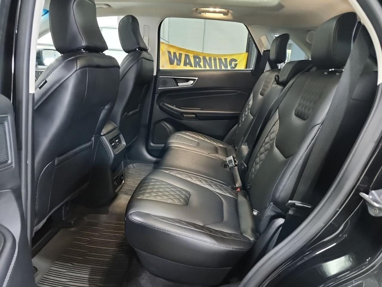 2024 Ford Edge Titanium Photo