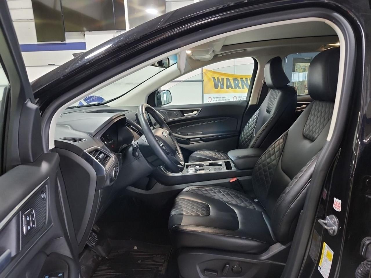 2024 Ford Edge Titanium Photo