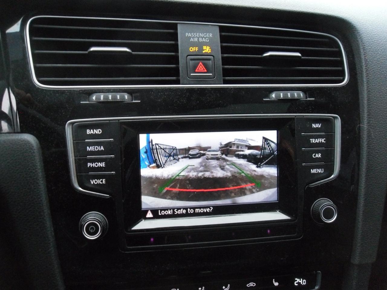 2015 Volkswagen Golf 4dr Auto 2.0 TDI Highline Photo