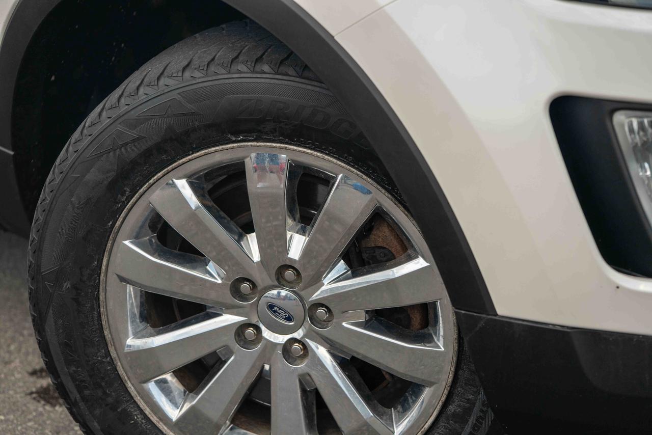 2016 Ford Explorer XLT Photo