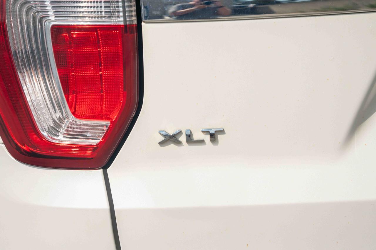 2016 Ford Explorer XLT Photo