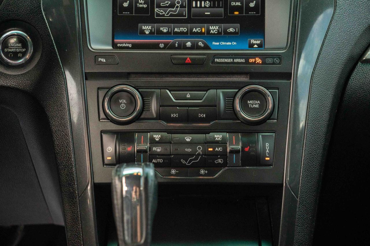 2016 Ford Explorer XLT Photo