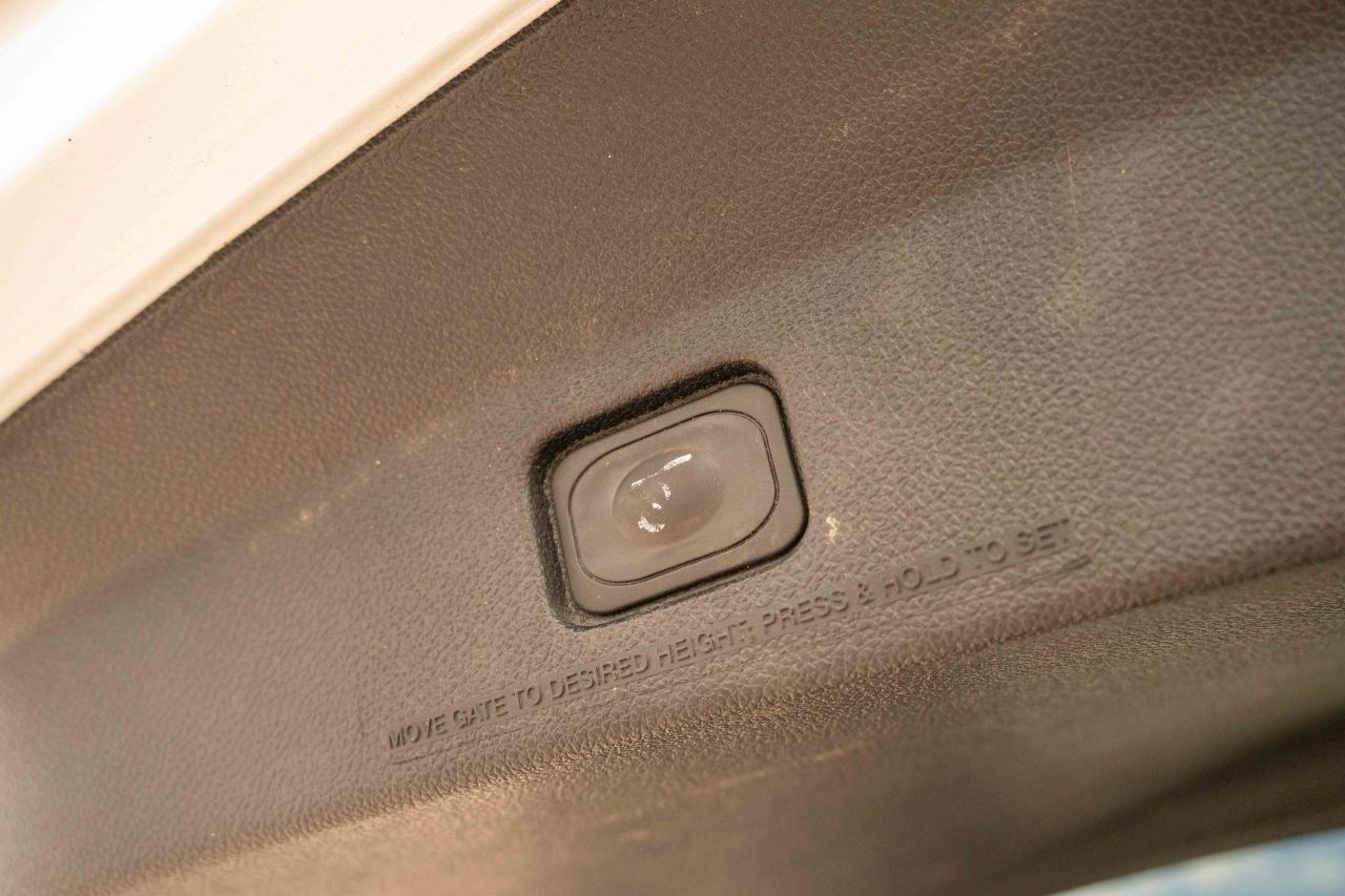 2016 Ford Explorer XLT Photo